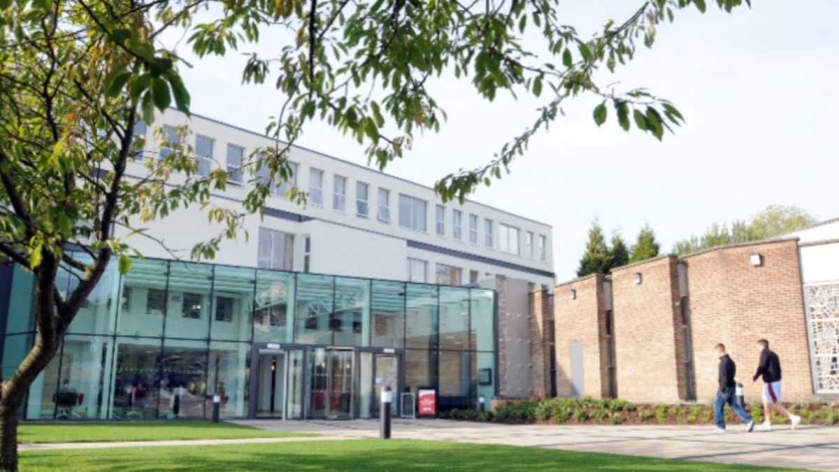 Name: Tackling real-world sustainability challenges through interdisciplinary research